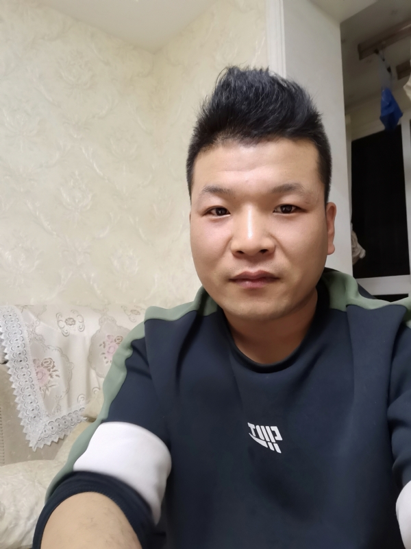 小猪猪的第一张照片--宁夏残疾人相亲网
